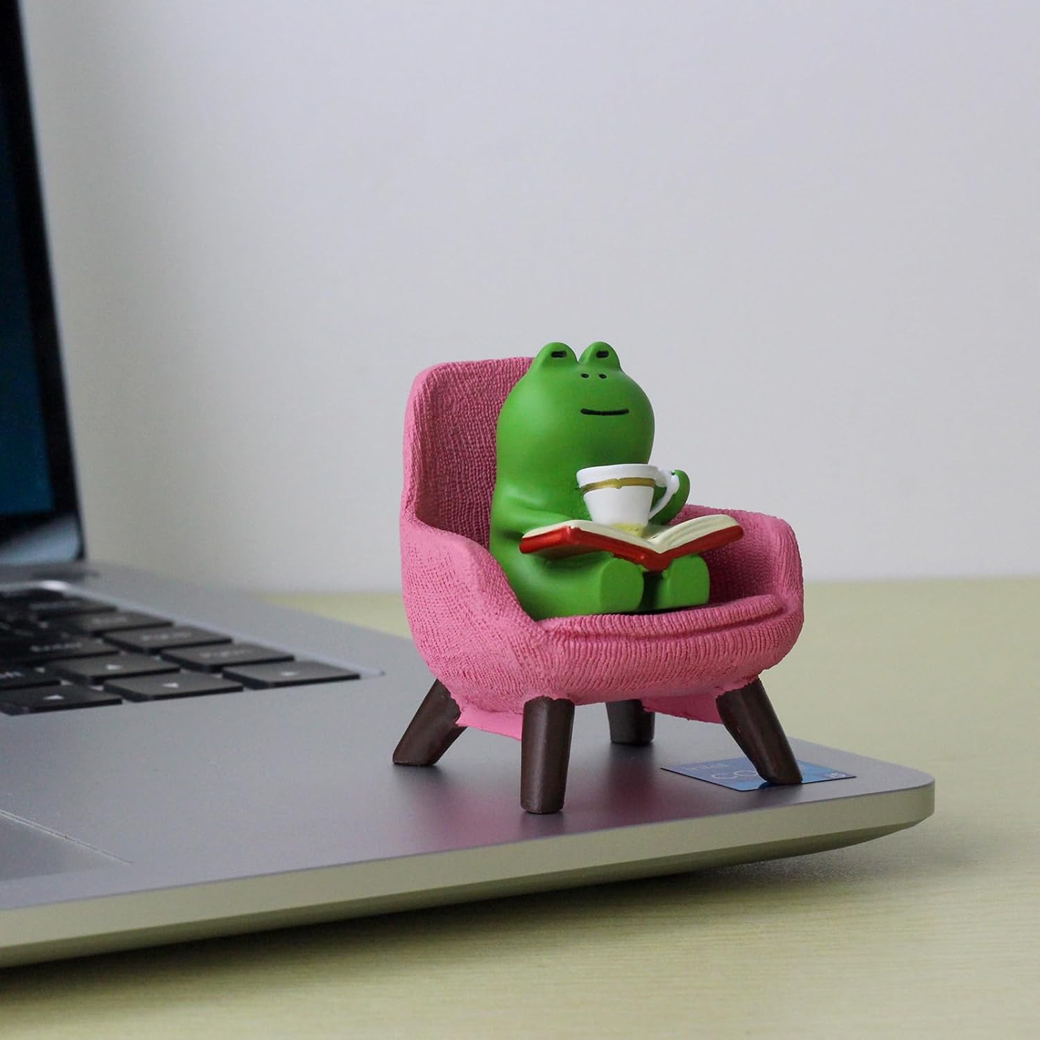 Funny Frog Figurine Decor
