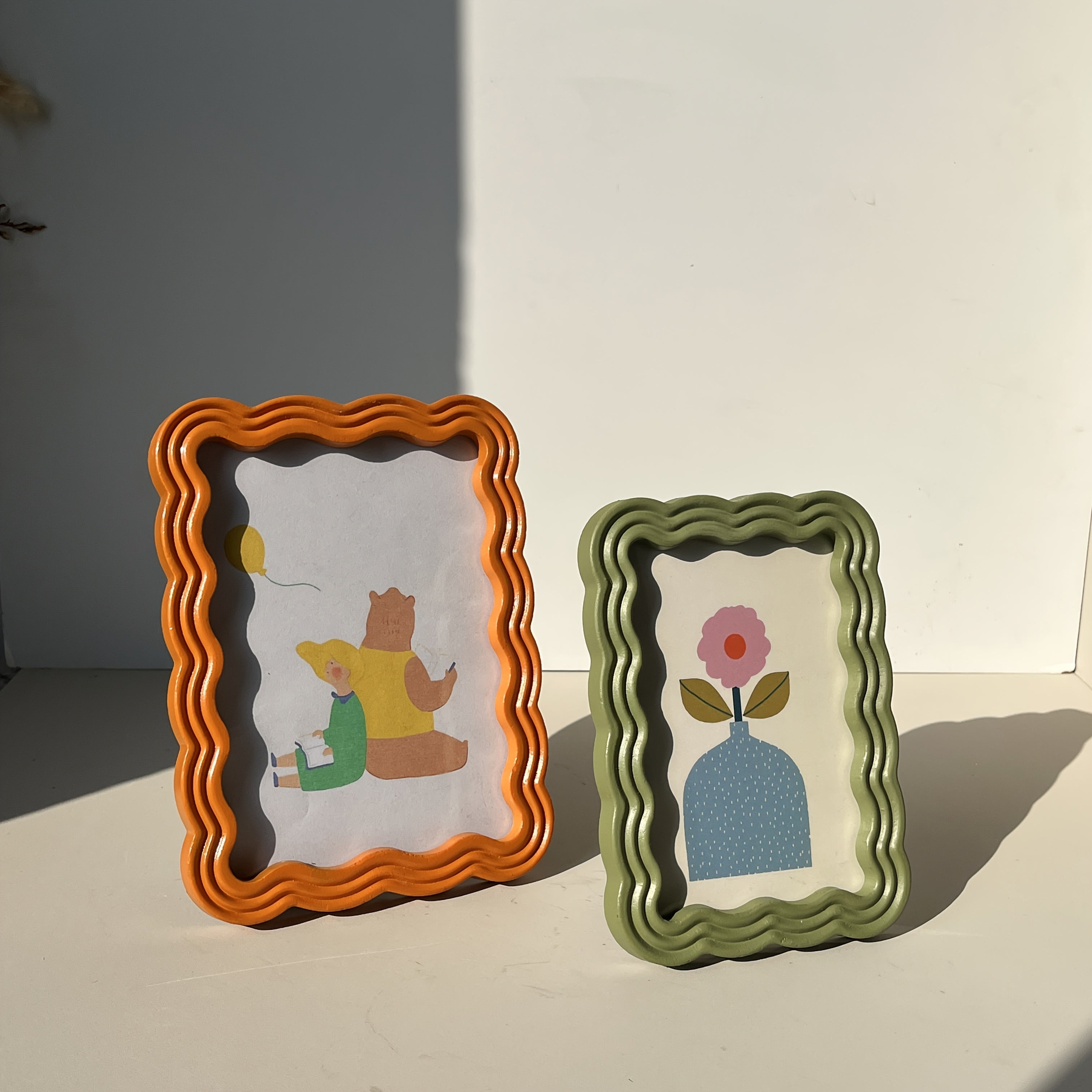 Wave Resin Photo Frame